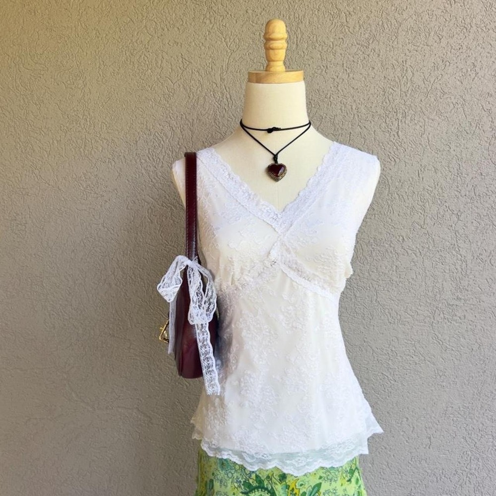 Vintage Y2K White Lace Tank Top Blouse Size 1X Boho Whimsy Cottage
